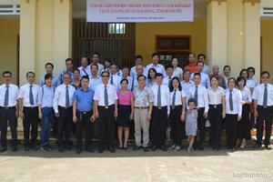 Đoàn luật sư TP. Hà Nội thực hiện công tác trợ giúp pháp lý và tặng quà từ thiện tại xã Tà Long, Huyện ĐaKrông, tỉnh Quảng Trị