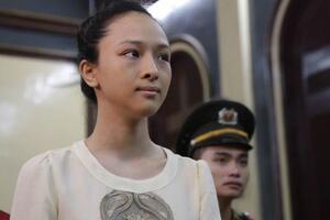 Hoa hậu Phương Nga vẫn bị cáo buộc lừa đại gia hơn 16 tỷ