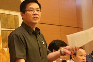 Đại biểu Quốc hội lo nghề luật sư bị tẩy chay nếu tố giác thân chủ