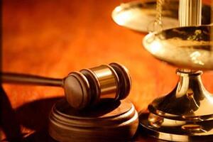 Cần miễn trừ nghĩa vụ tố giác thân chủ của luật sư!