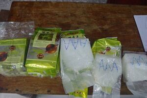 Từ đâu hàng chục bánh ma túy dạt về bờ biển ba tỉnh miền Trung?