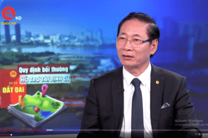 Luật sư Nguyễn Chiến - Đại biểu Quốc hội khoá XIV, Giám đốc Công ty luật Nguyễn Chiến trao đổi trên Diễn đàn kinh tế về vấn đề "Sửa đổi Luật Đất đai: Đa dạng các hình thức bồi thường về đất"