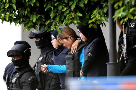 Doan Thi Huong 30/5 ra toa tiep, cong dong nguoi Viet luon sat canh - Anh 1